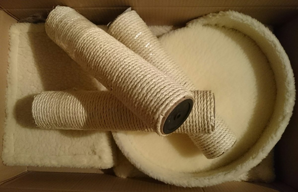 Catification im Wohnzimmer – Der 1. Bauabschnitt